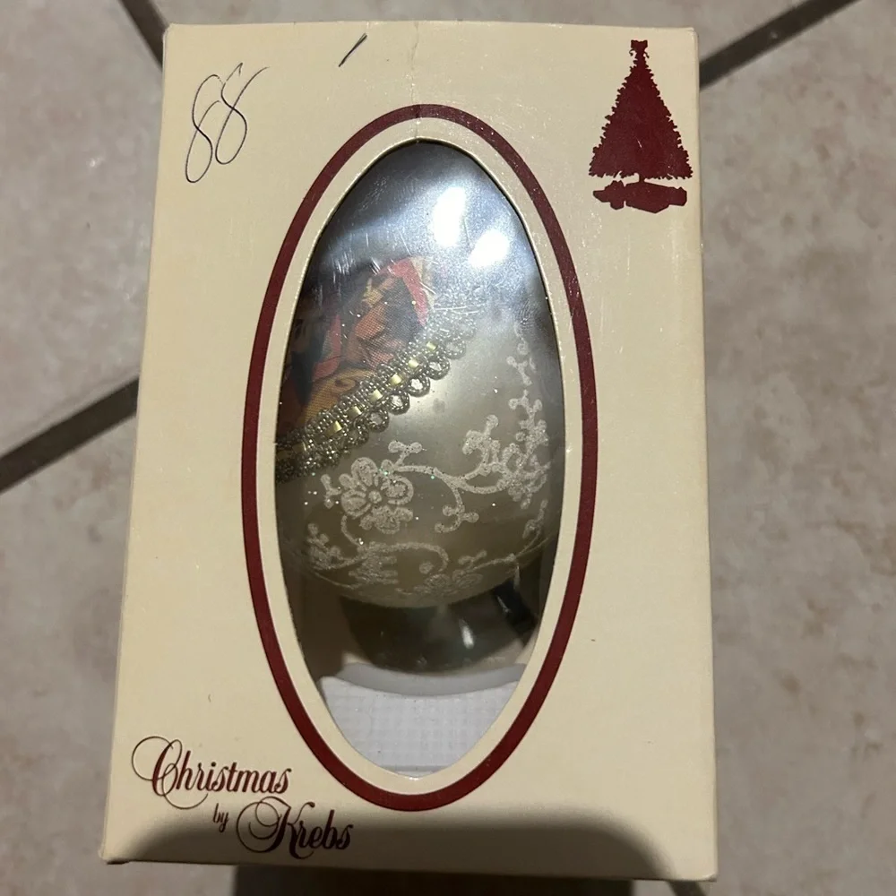 Mint Christmas Krebs Masters on Silk Glass Collector Ornament 1988